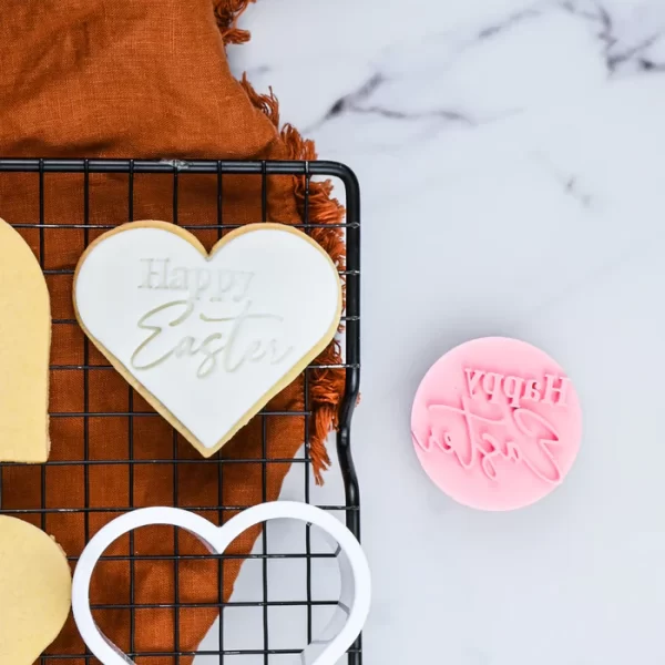 EMBOSSER COOKIE HAPPY EASTER- LOYAL