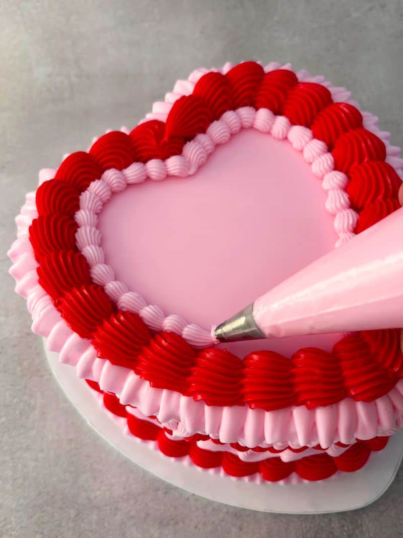 CAKE BOARD HEART 10" WHITE - MONDO