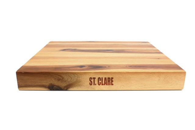 CUTTING BOARD WOOD SQUARE 350X350 - ST CLARE